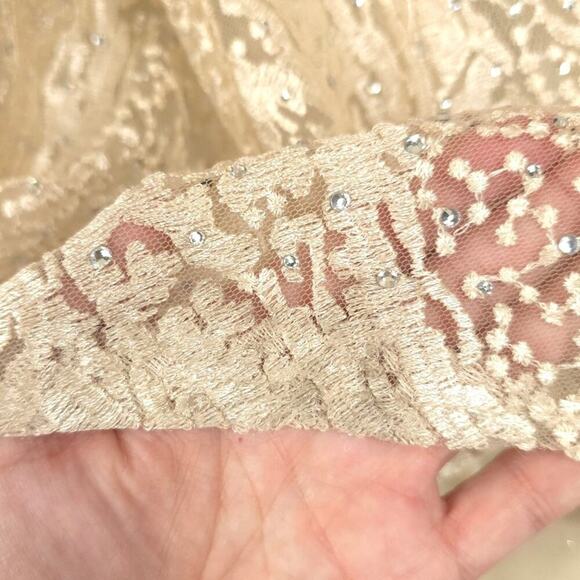 Mac Duggal Flutter Sleeve V-Neck Gown Ivory Nude Formal Maxi Beaded FLAWED - Picture 15 of 16